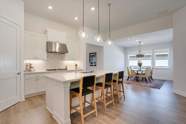 916 Pear Tree LN, Austin, TX 78737