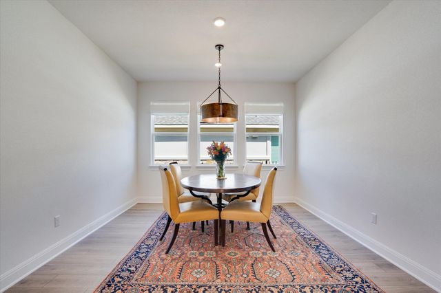 916 Pear Tree LN, Austin, TX 78737