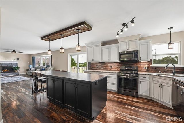 106 Andrea Court, Foristell, MO 63348