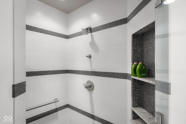 1141 Pintail Court, Columbus, IN 47201