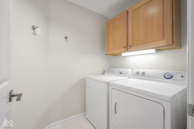 1141 Pintail Court, Columbus, IN 47201