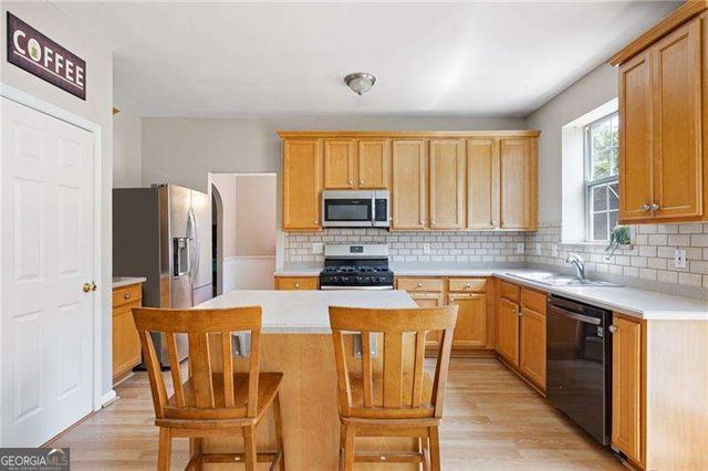 4532 Howell Farms Road NW, Acworth, GA 30101