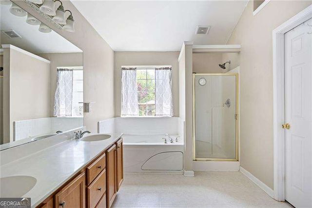 4532 Howell Farms Road NW, Acworth, GA 30101