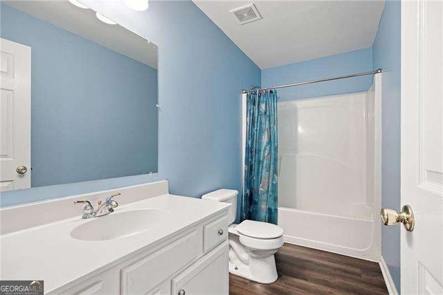 4532 Howell Farms Road NW, Acworth, GA 30101