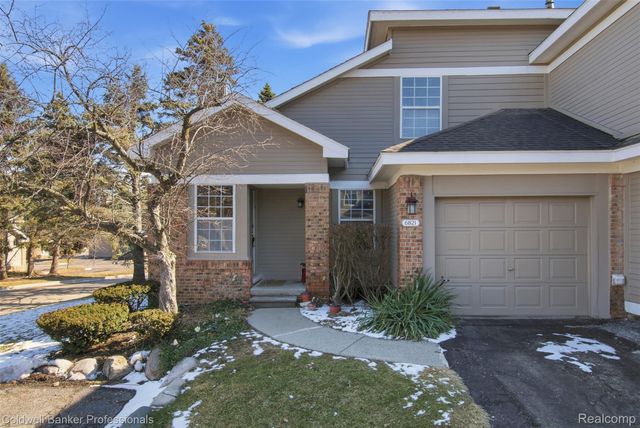 6821 Kindling Court, West Bloomfield Charter Township, MI 48322