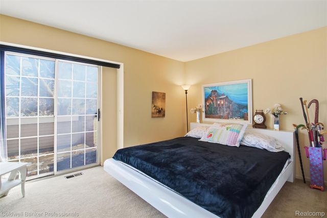 6821 Kindling Court, West Bloomfield Charter Township, MI 48322