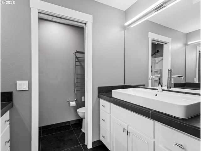 1952 Ne 48TH Way, Hillsboro, OR 97124