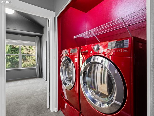 1952 Ne 48TH Way, Hillsboro, OR 97124