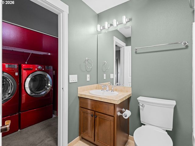 1952 Ne 48TH Way, Hillsboro, OR 97124