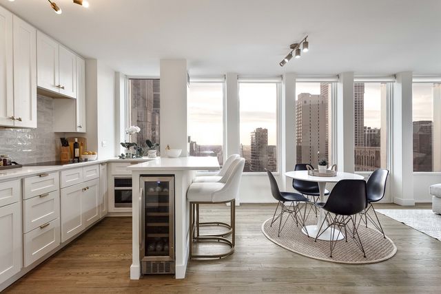 100 E WALTON Street 26H, Chicago, IL 60611