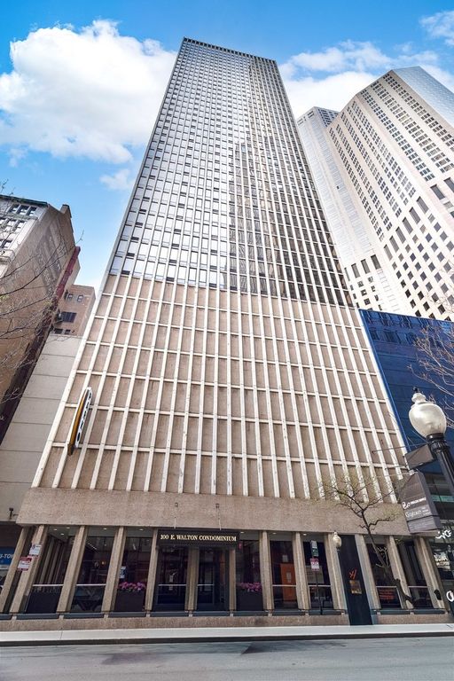 100 E WALTON Street 26H, Chicago, IL 60611