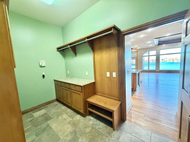 3417 S Sabin ct, Wichita, KS 67215