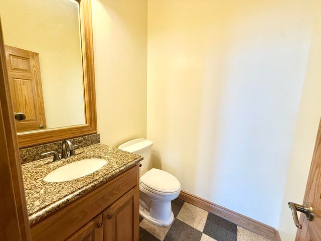 3417 S Sabin ct, Wichita, KS 67215