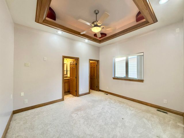 3417 S Sabin ct, Wichita, KS 67215