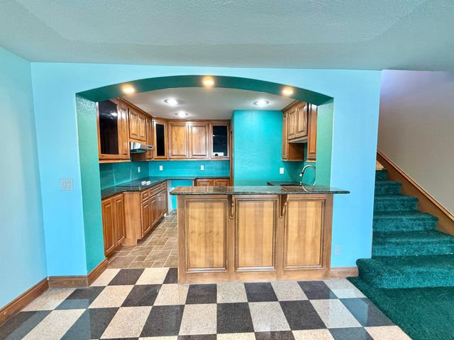 3417 S Sabin ct, Wichita, KS 67215