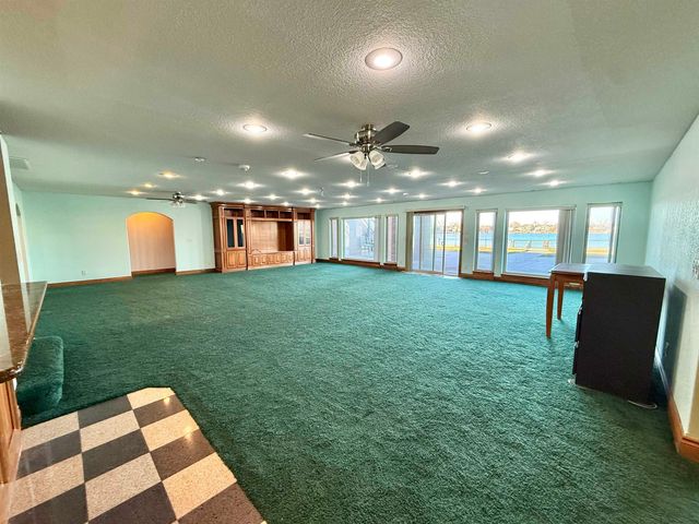 3417 S Sabin ct, Wichita, KS 67215