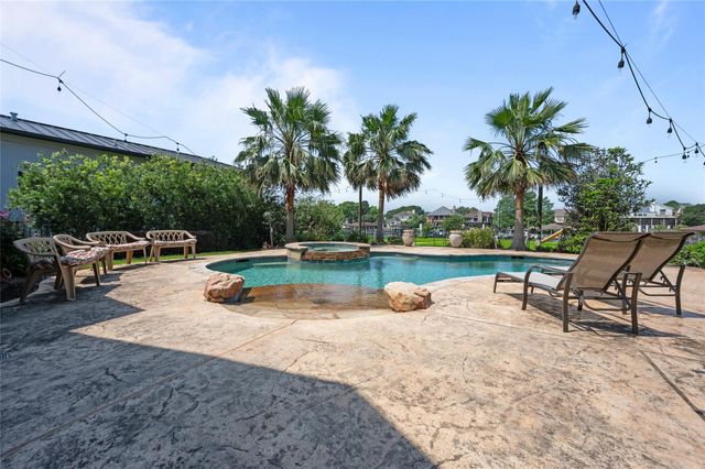 601 Constellation Boulevard, League City, TX 77573