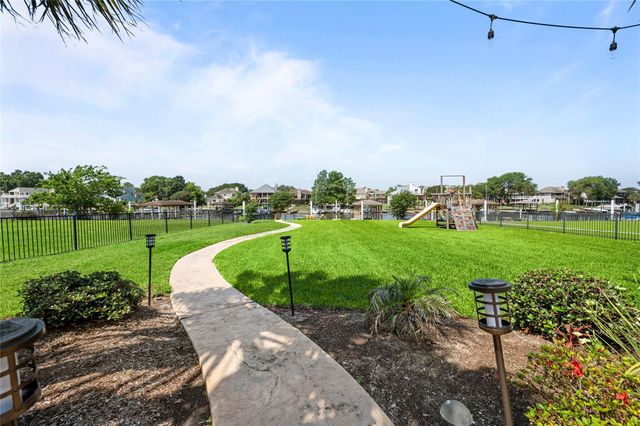 601 Constellation Boulevard, League City, TX 77573
