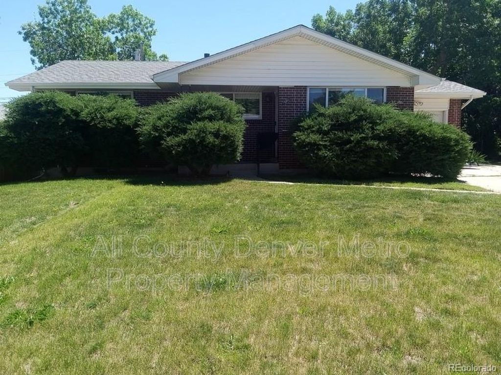 1610 S Allison Street, Lakewood, CO 80232