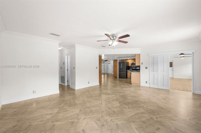 7700 NW 11th Place, Plantation, FL 33322