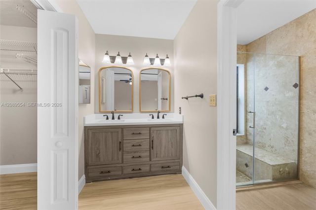 7700 NW 11th Place, Plantation, FL 33322