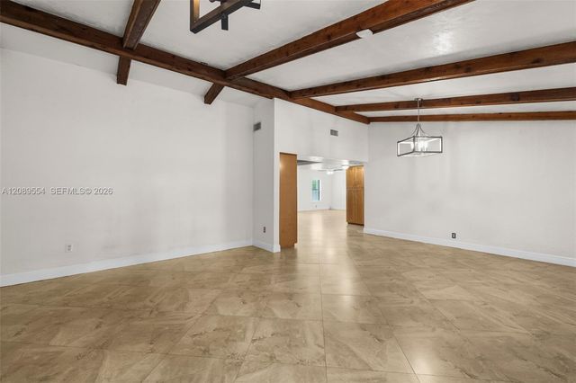 7700 NW 11th Place, Plantation, FL 33322