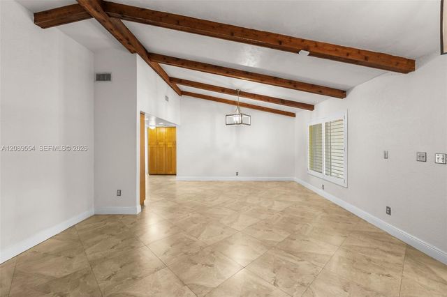 7700 NW 11th Place, Plantation, FL 33322