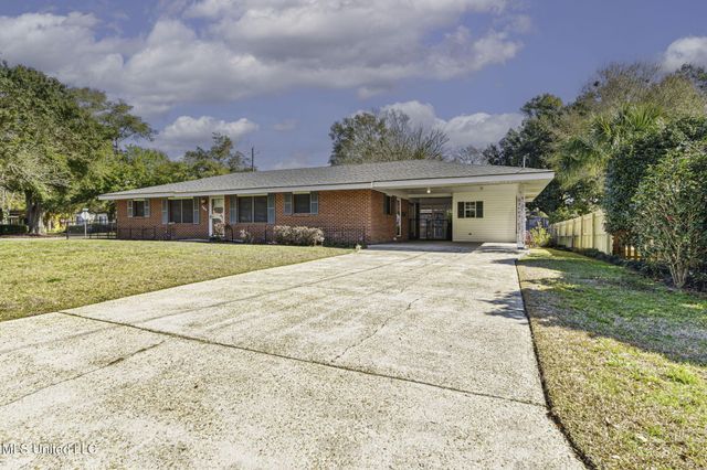 1901 Jones Avenue, Gulfport, MS 39501