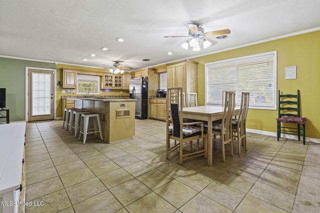 1901 Jones Avenue, Gulfport, MS 39501