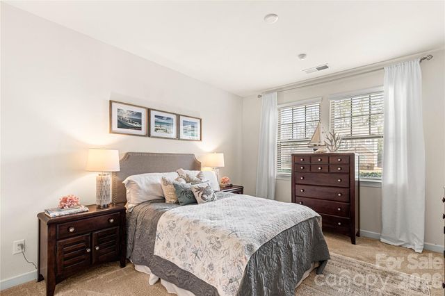 570 Sandbar Point, Clover, SC 29710