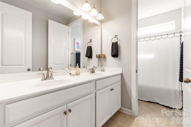 570 Sandbar Point, Clover, SC 29710