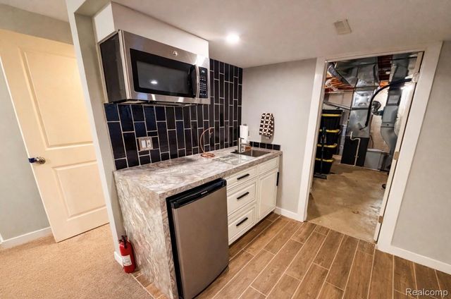 1876 Genoa Circle, Genoa Township, MI 48843