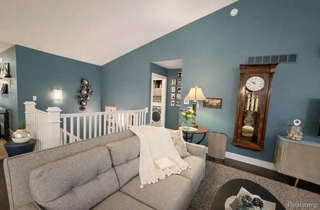 1876 Genoa Circle, Genoa Township, MI 48843