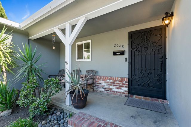 2948 Del Rio Dr, Stockton, CA 95204