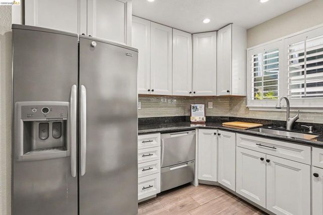 1152 Maywood, Martinez, CA 94553