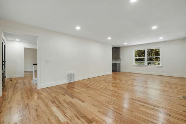 5583 Pimlico Drive, Tallahassee, FL 32309