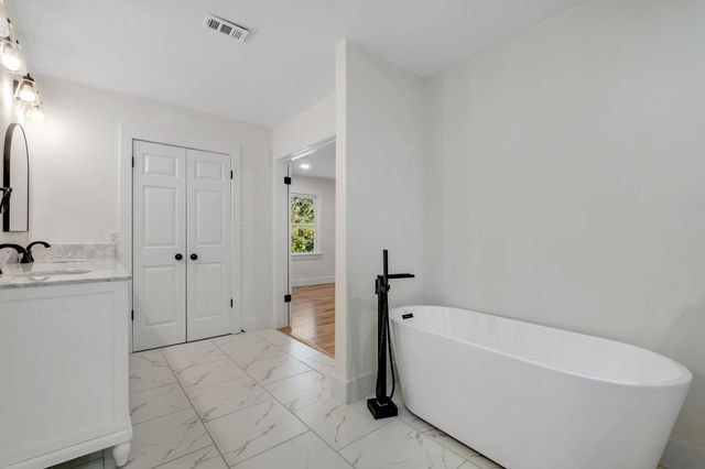 5583 Pimlico Drive, Tallahassee, FL 32309