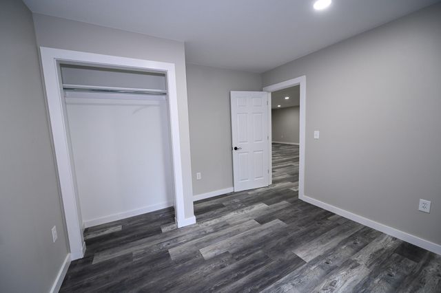 524 E Allison Street, Nevada, MO 64772