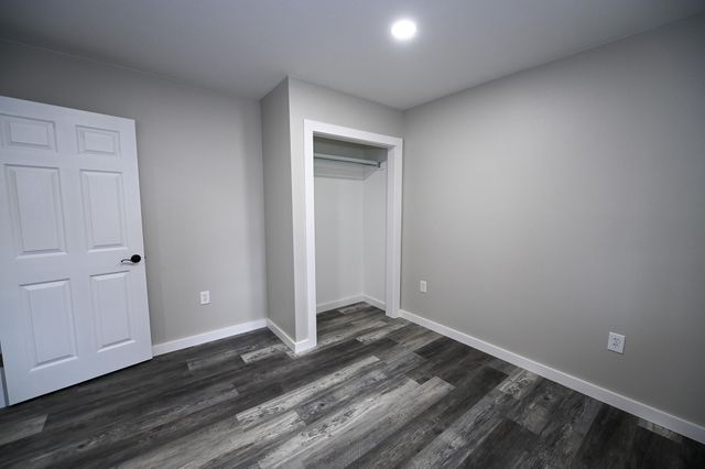 524 E Allison Street, Nevada, MO 64772