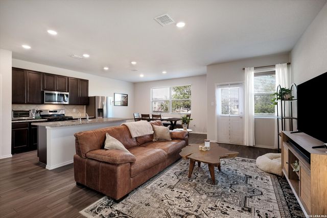 4910 Sandstone Way, San Antonio, TX 78222