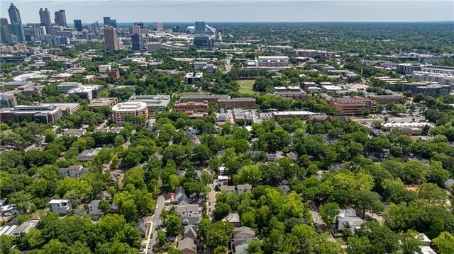 1068 Snyder Street NW, Atlanta, GA 30318