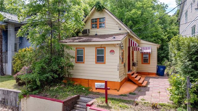 1068 Snyder Street NW, Atlanta, GA 30318