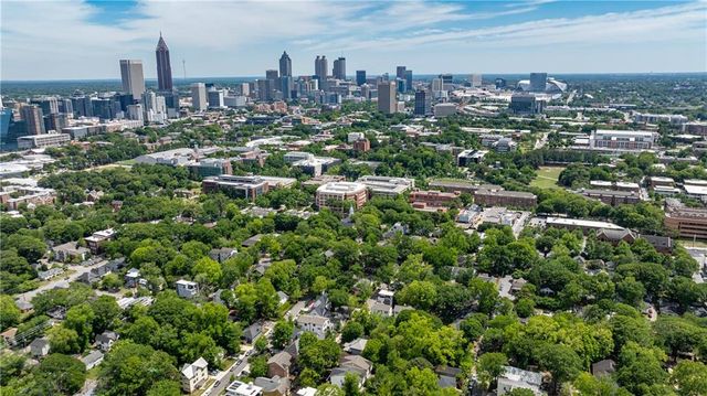 1068 Snyder Street NW, Atlanta, GA 30318
