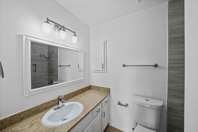 14800 Enterprise Drive 11C, Farmers Branch, TX 75234