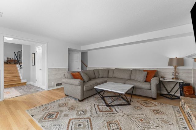 3411 Xylon Avenue N, New Hope, MN 55427