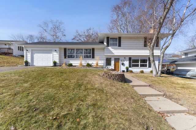 3411 Xylon Avenue N, New Hope, MN 55427