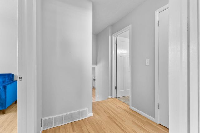 3411 Xylon Avenue N, New Hope, MN 55427