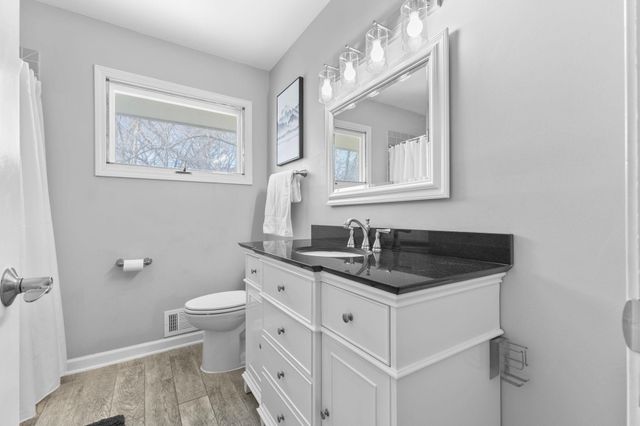 3411 Xylon Avenue N, New Hope, MN 55427