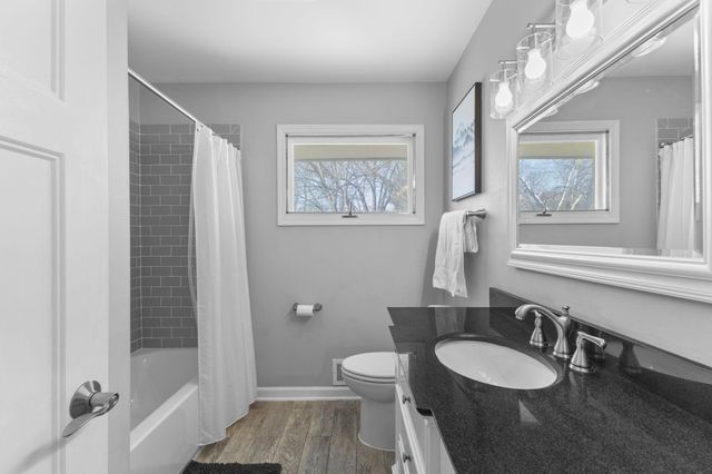 3411 Xylon Avenue N, New Hope, MN 55427