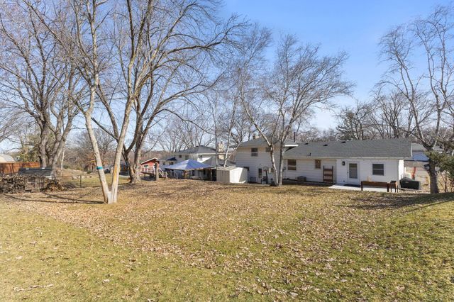 3411 Xylon Avenue N, New Hope, MN 55427